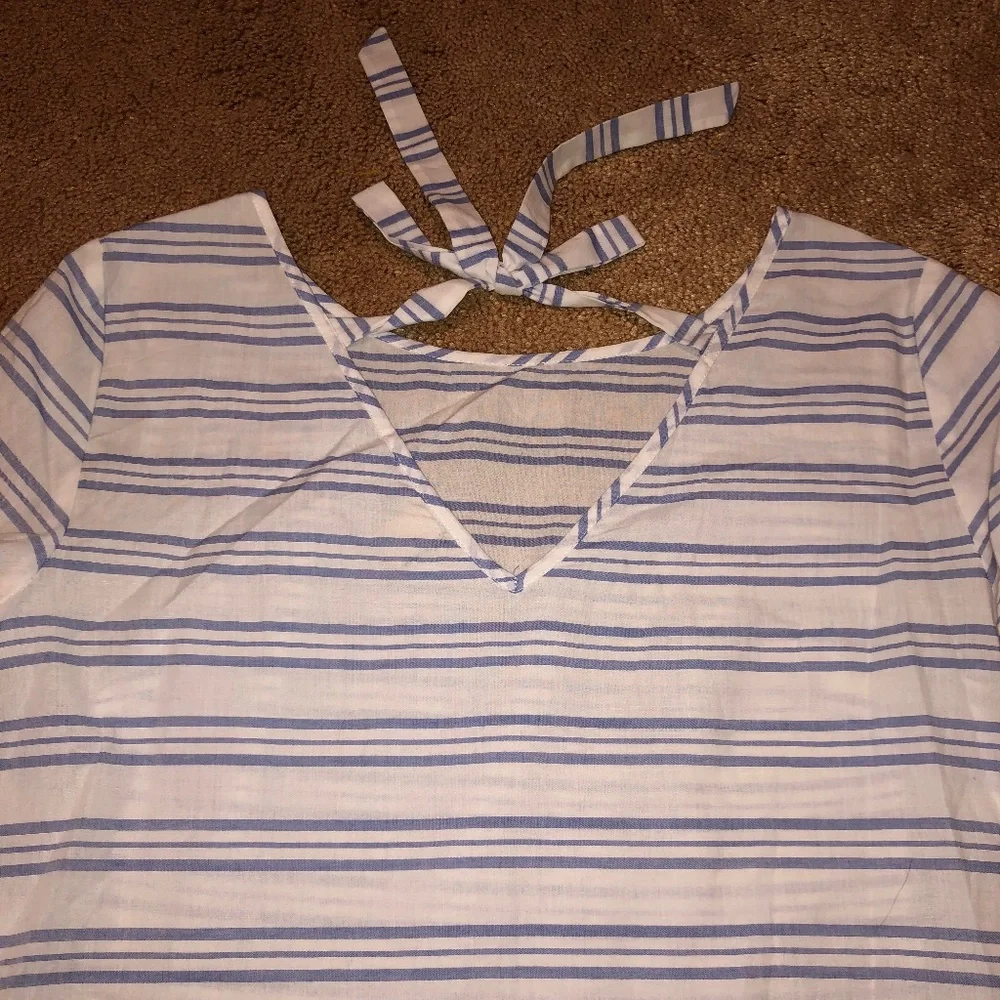 EUC J.‎ Crew Striped bell-sleeve tie-back top